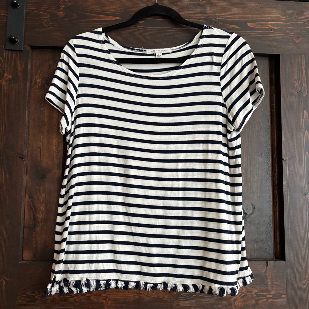 ❗️FINAL❗️Green Envelope Navy and White Striped Short Sleeve Top